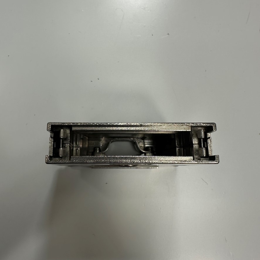 Vỏ Ốp Molex MDR 50 Way Shielded Hood Plastic For Connector Molex MDR 50 Pin Male