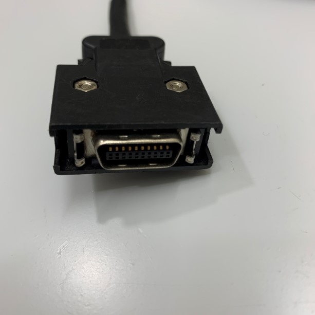 Cáp Điều Khiển AHACABA0-5A 33ft Dài 10M I/O Extension Cable MDR 20 Pin Male to Male Connector For Extension Backplane