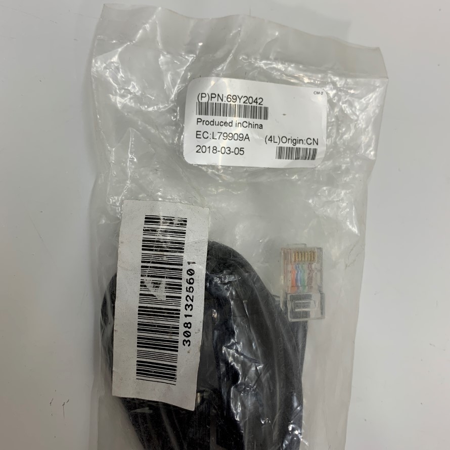 Cáp IBM PDU Serial Port Cable DB9 Female to RJ45 Male Part Number 69Y2042 Dài 2.5M 8ft