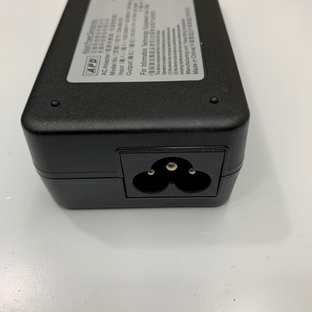 Adapter 19V 4.74A 90W APD DA-90J19 Connector Size 5.5mm x 1.7mm