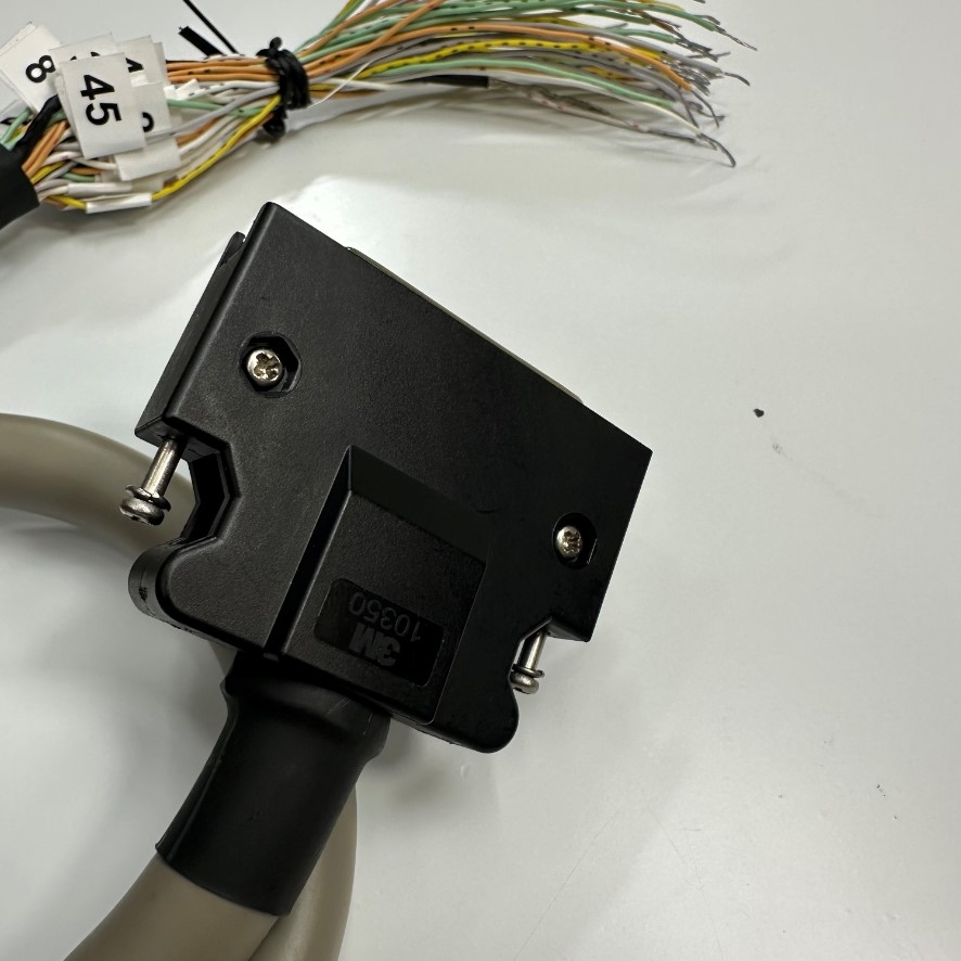 Cáp 0.5M 1.7ft Cable MR-J3CCN1CBL05M Connection CN1 Mitsubishi Servo J3 J4 JE-A Digital I/O Signal Terminal Block MDR 50 Pin Male to 50 Core Ends Hitachi E41447 26AWG OD Ø 13.0mm Grey