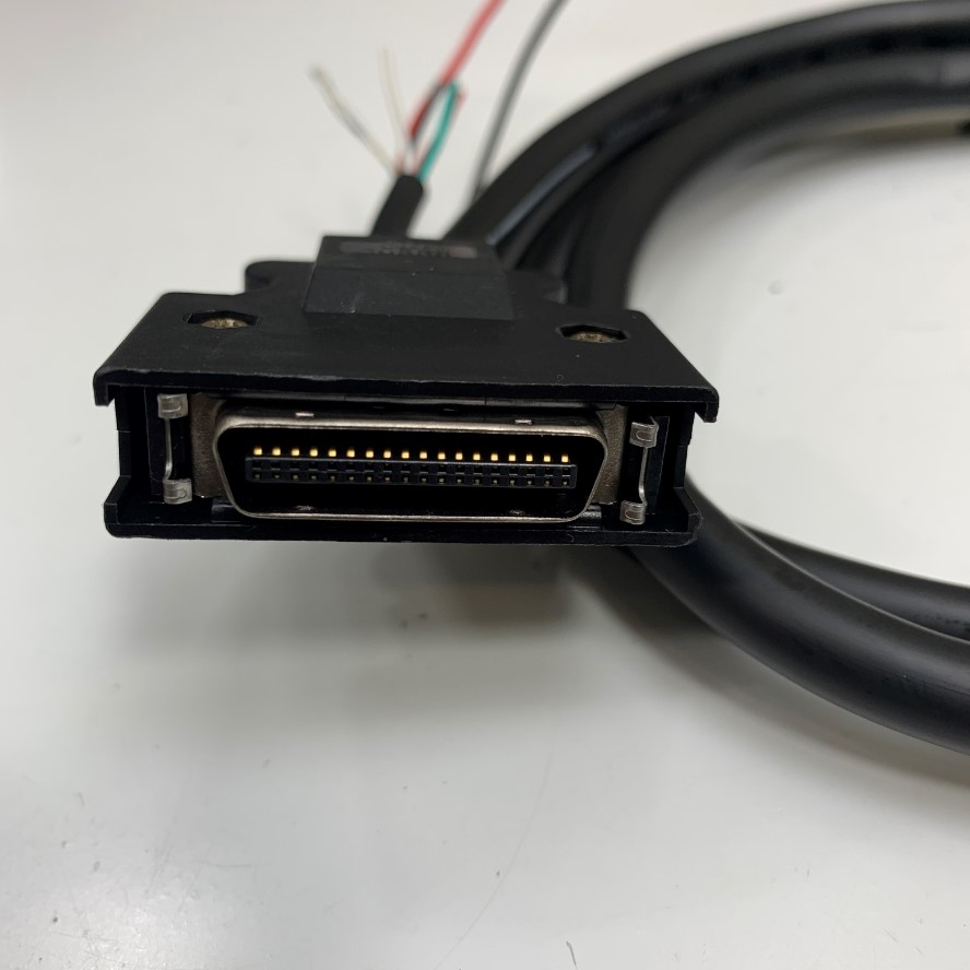 Cáp MDR 36 Pin Male to MDR 20 Pin Male Connector 3M With Latch Clip Dài 1M 3.3ft Shielded Cable 24AWG E88972 CSA LL82951 80°C 300V VW-1 OD 9.0mm For Servo Drive Industrial I/O
