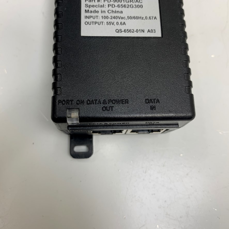 Bộ Chuyển Nguồn POE 55V 0.6A SONICWALL AT GigaBit PoE 01-SSC-5545 PoE Injector 802.3AT