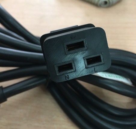 Dây Nguồn I-SHENG SP-60 IS-16 AC Power Cord UK BS1363 to IEC60320 C19 13A 16A 250V 3x1.5mm For Máy Chủ và Cisco Router Length 2.5M