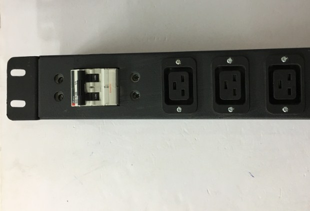 Thanh Phân Phối Nguồn Điện Máy Chủ PDU 1U Rack Moun 19 6 Way IEC C19 Socket For With Power Switch Server Max 16A 250V 3500W BHW-T4 1P C32 MITSUBISHI