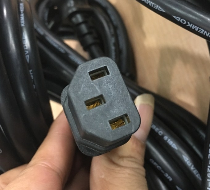 Dây Nguồn Server RACK AC POWER CABLE Longwell LS-60 12027 C13 to C14 10A 250V 3x1.5mm Length 4.3M