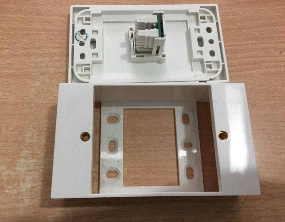 Đế Lắp Nổi Chữ Nhật Sino Vanlock WallPlate Network RJ45 Back Plate Wall Mount box 120 x 70 x 35mm