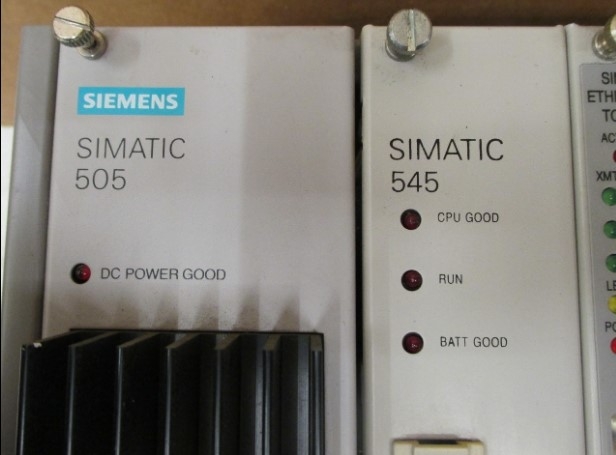 Cáp Lập Trình 6XV1440-2KH32 Cable 3M For Siemens 6AV3637-1LL00-0AX0 Operating Interface Panel Với Siemens Simatic 500/505 PLC Rack SIMATIC 545 VERY NICE