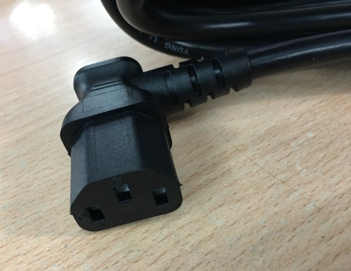 Dây Nguồn Chữ L Vuông Sang Góc Trái YUNG LI YP-12 YC-12L NEMA 5-15P to Left Angle C13 AC Power Cord 11A 125V 3x1.25mm 17AWG Length 3.2M