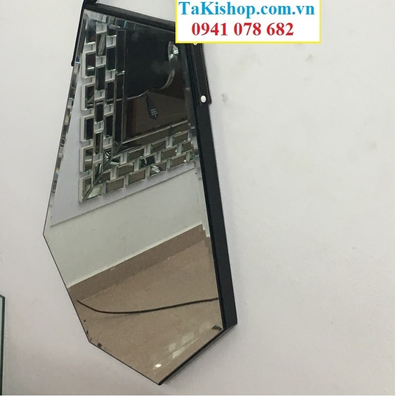 gương diamond gắn tường 500x700