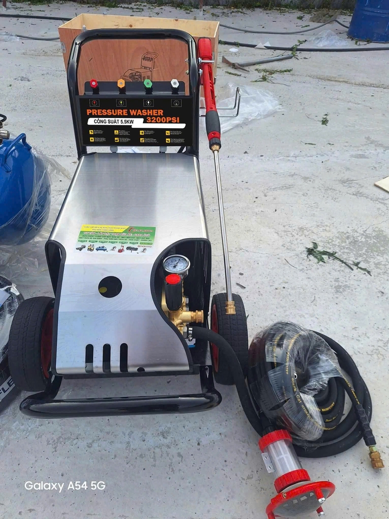Máy Rửa Xe Cao Áp 3200psi 5.5kw - 3 Pha