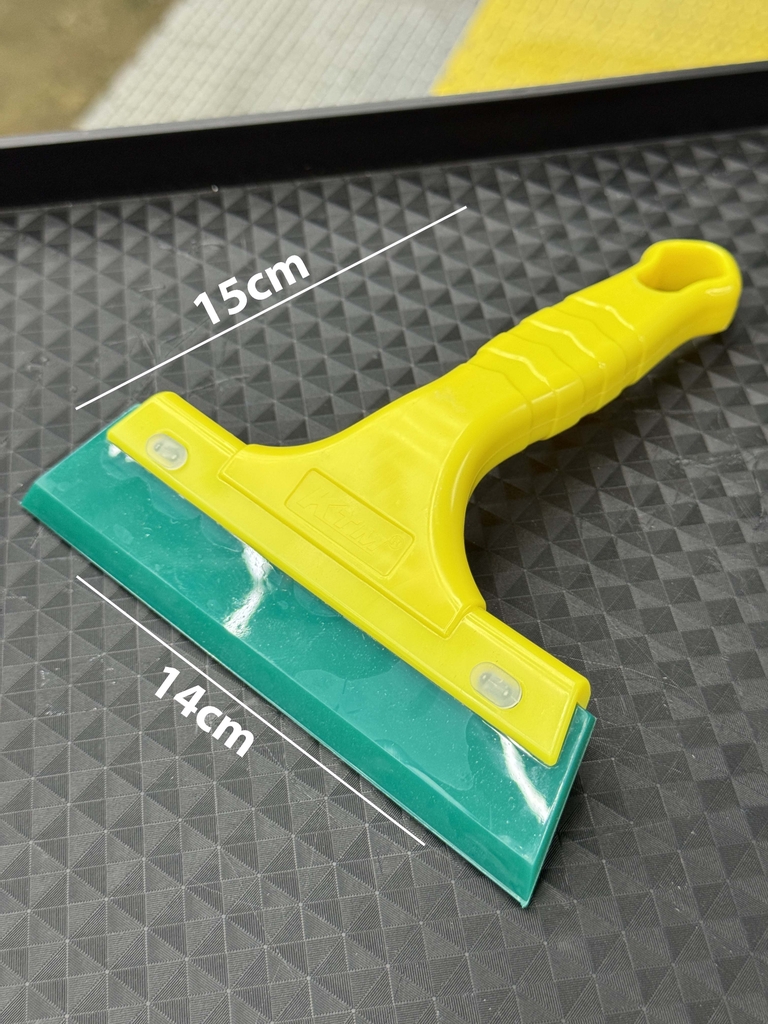 Gạt Phim Cao Su KTM Tay Cầm Nhựa A20