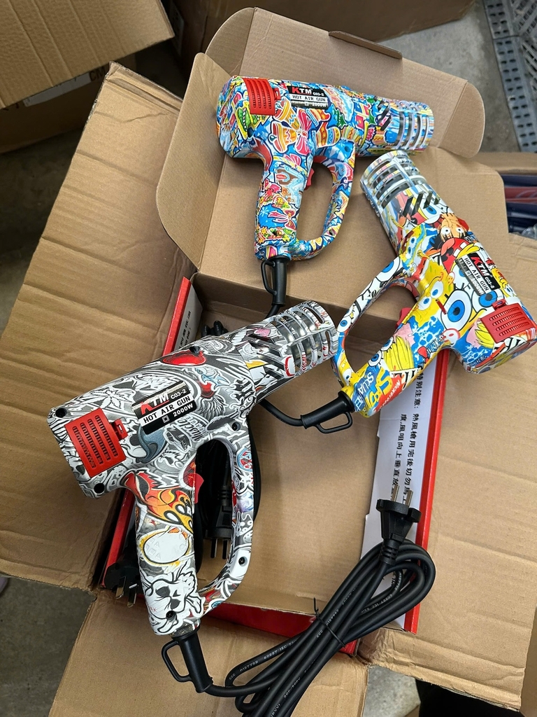 Máy sấy KTM 2000 W hoa văn dây điện dài 2m8