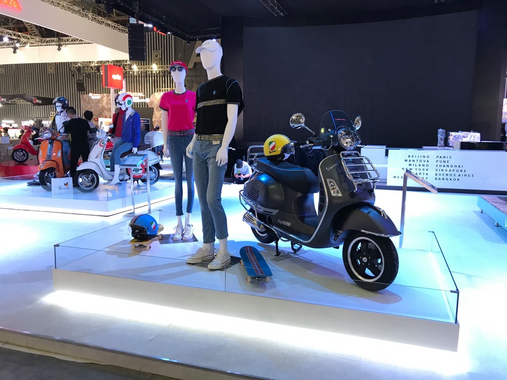 THI CÔNG HỆ THỐNG SHOWROOM TRƯNG BÀY PIAGGIO TOÀN CẦU