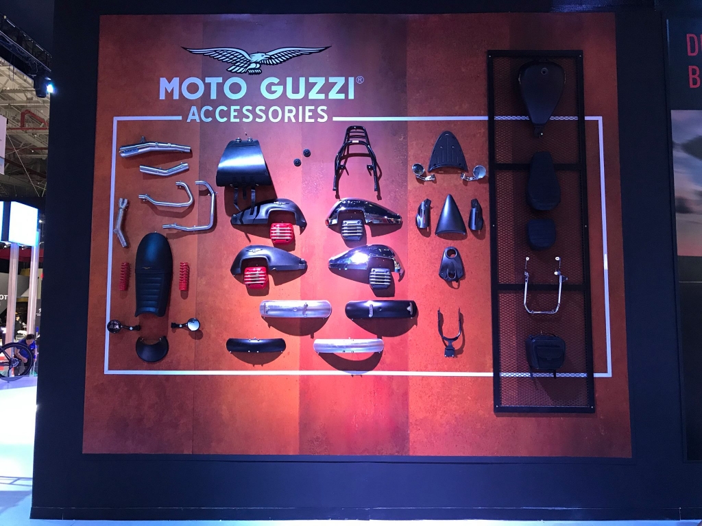 THI CÔNG HỆ THỐNG SHOWROOM TRƯNG BÀY PIAGGIO TOÀN CẦU