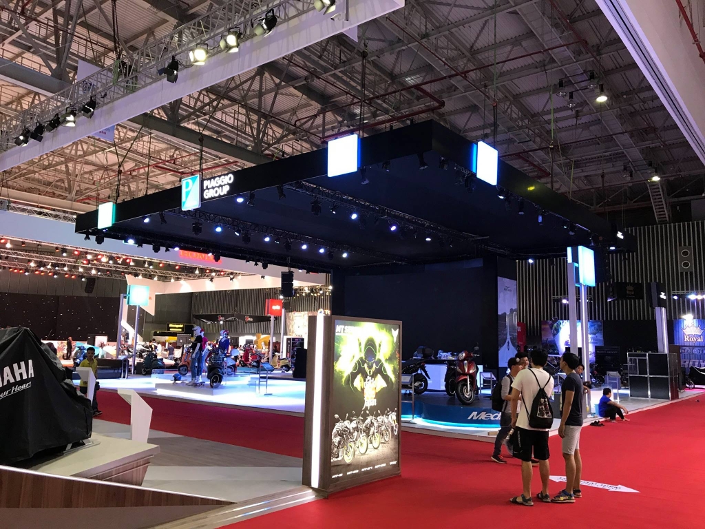 THI CÔNG HỆ THỐNG SHOWROOM TRƯNG BÀY PIAGGIO TOÀN CẦU