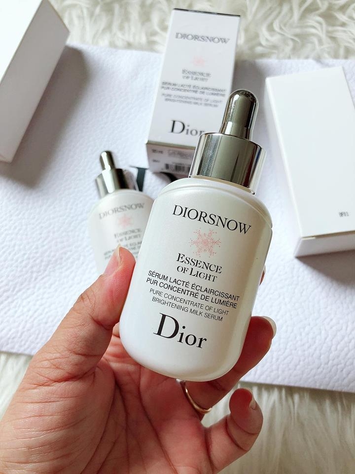 Diorsnow essence of cheap light brightening milk serum