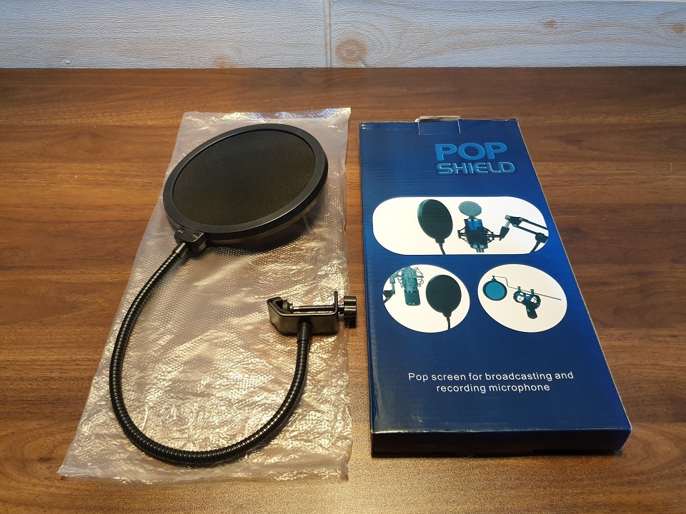 Combo Karaoke & Live Stream Chat Voice