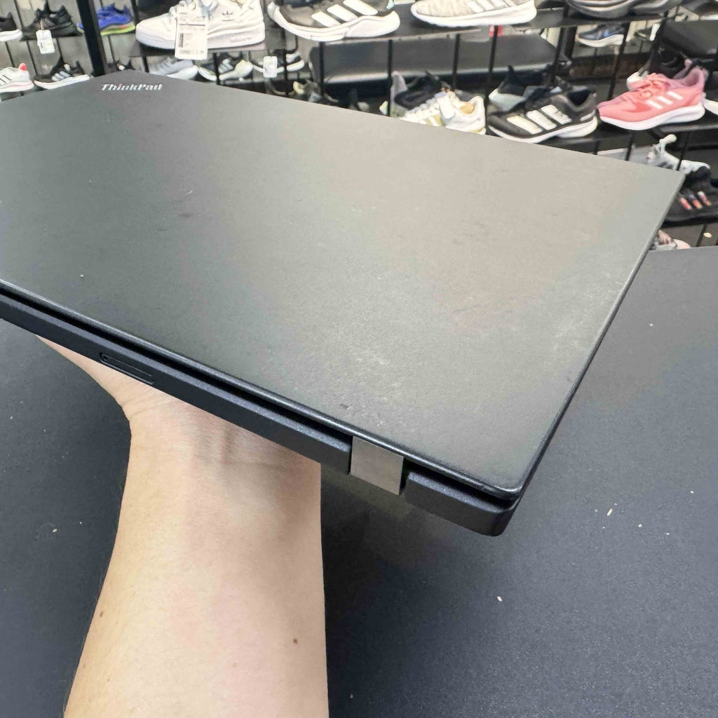 Lenovo ThinkPad X280 Usato - 12,5", I5-8350U, 8GB RAM - SENZA SSD, OS, Adattatore