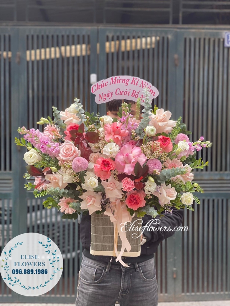Lẵng hoa chúc mừng ngày 8/3 | Lẵng hoa tặng mẹ yêu đẹp tại Hà Nội