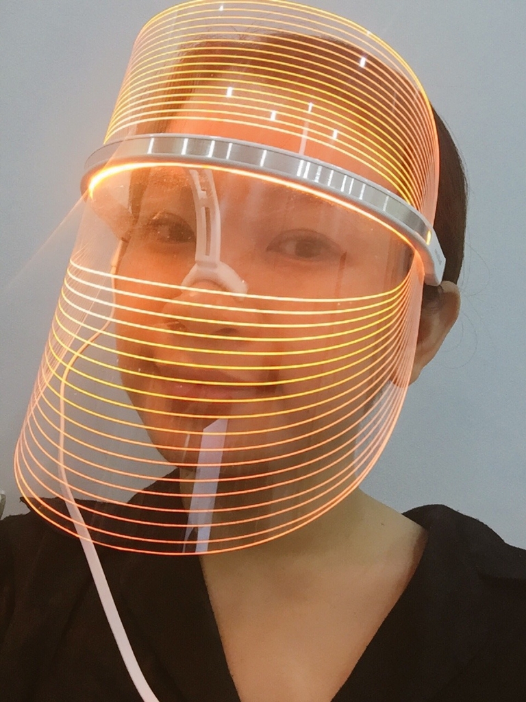 Mặt Nạ Đèn LED Ánh Sáng Sinh Học Well Derma Led Light Therapy Face Mask ljbeauty