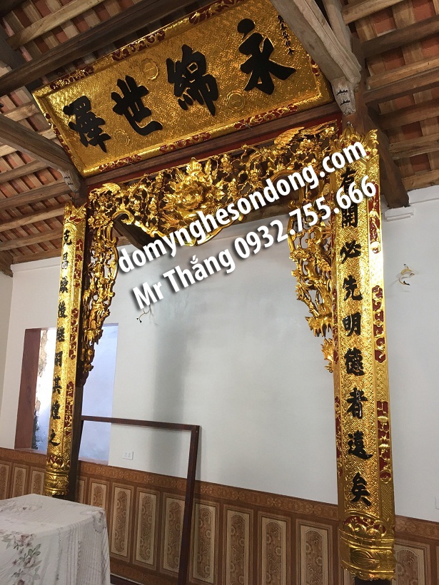 Hoành phi câu đối nền gấm đẹp