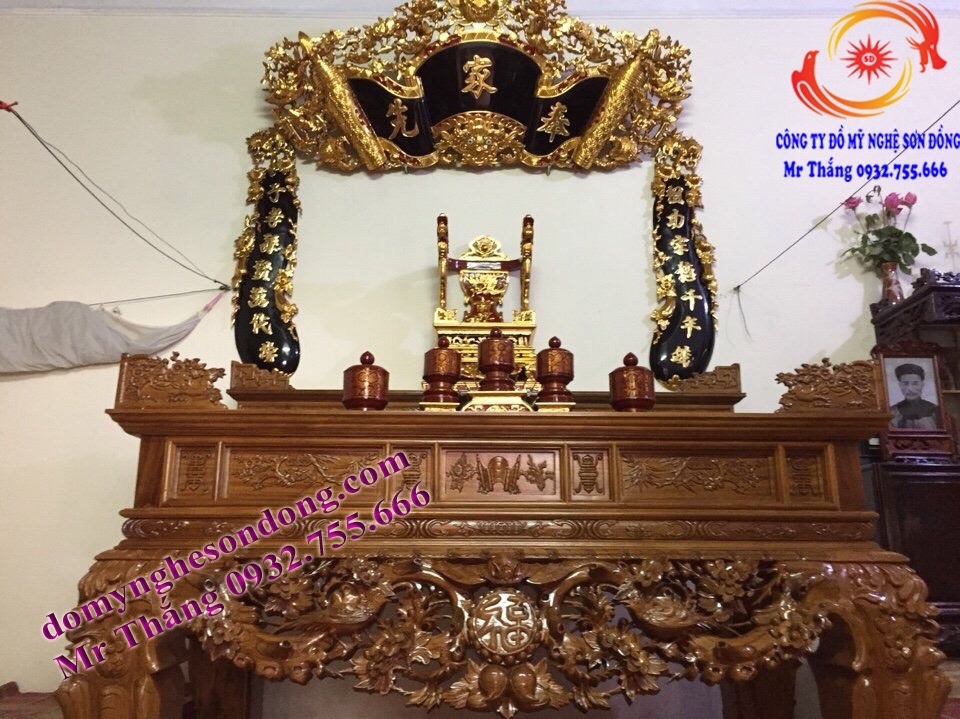 Cuốn thư thờ cho tư gia