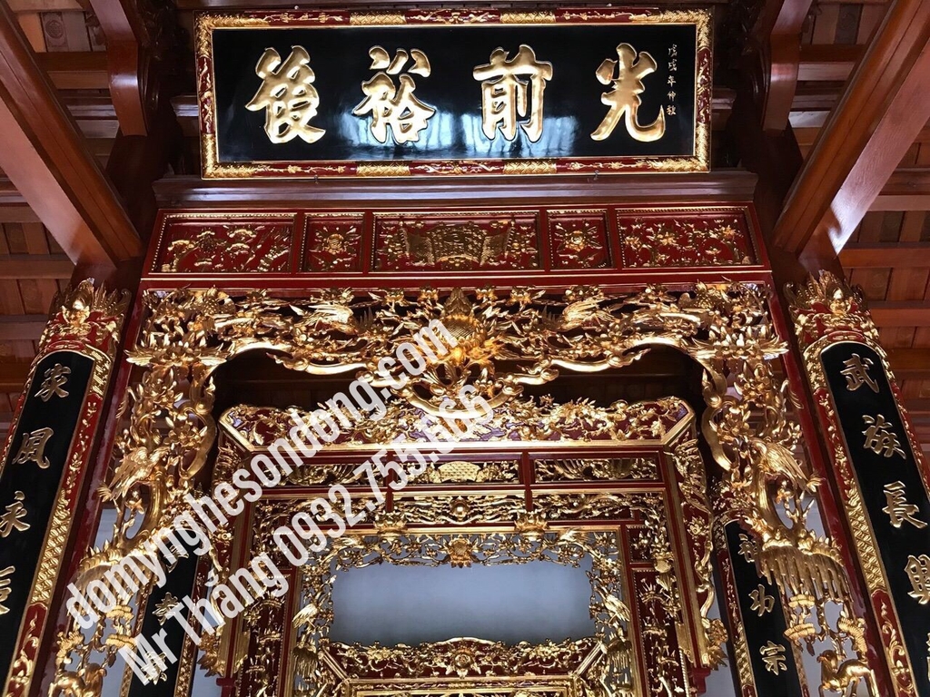 Hoành phi câu đối gỗ cho từ đường nhà thờ họ