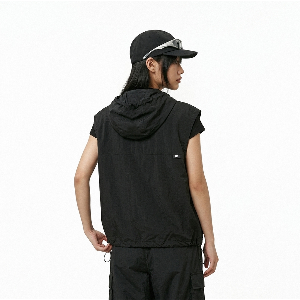 ONTOP Nylon Hooded Vest