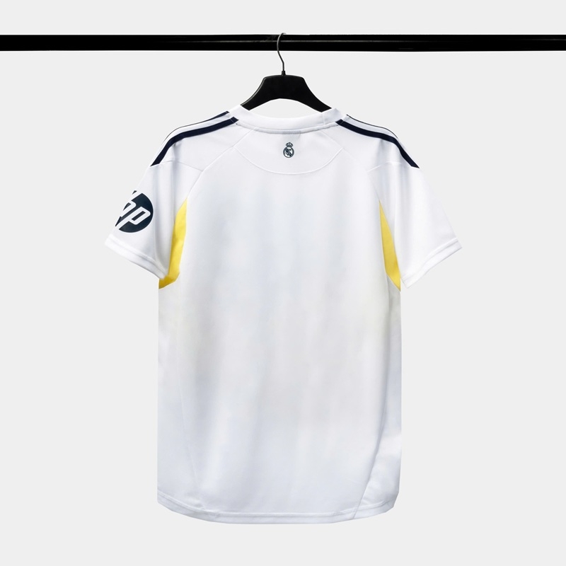 Quần áo bóng đá Real Madrid 2025/26 [Strivend thun mè Poly]
