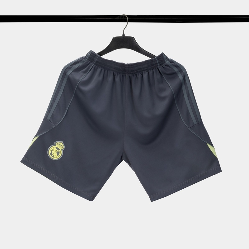 Quần áo bóng đá Real Madrid 2025/26 [Strivend thun mè Poly]
