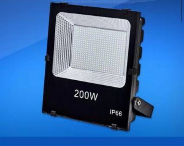 Đèn pha led rộng chip SMD Bảo hành 2 năm ZALAA