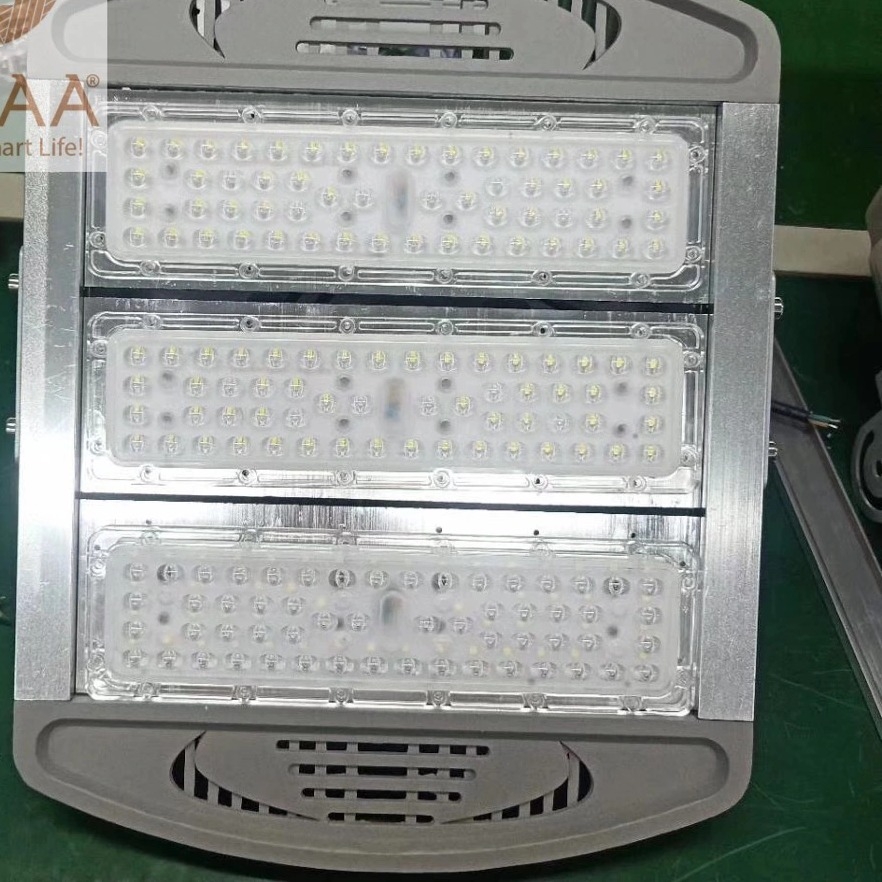 Đèn pha led 150w chống chói loá ZALAA