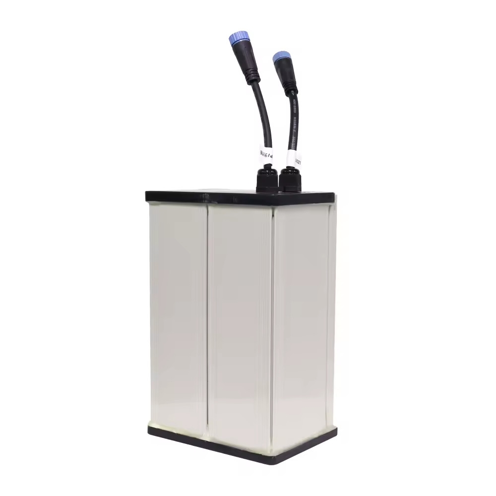 Bộ lưu điện cho đèn năng lượng mặt trời LiFePo4 30 Ah / 12,8V Zalaa Lithium-Ion batteries for Solar Street Lights