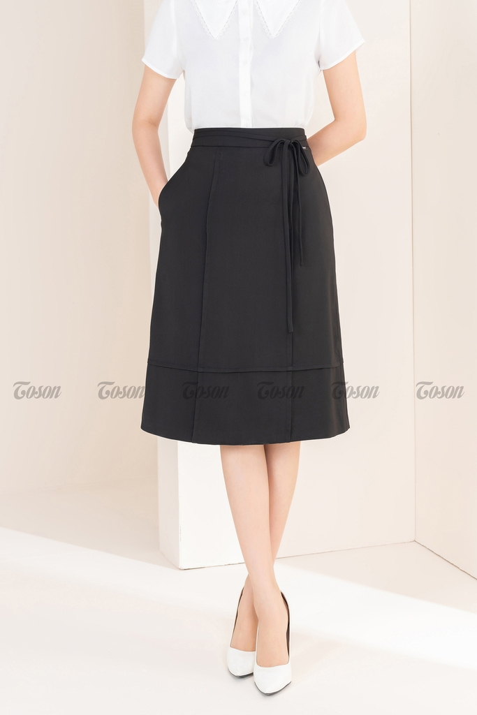 Straight Skirt with Side Slit SK002 – Thepresent