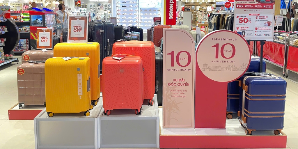 International Luggage Sale - Đổ bộ ưu đãi độc quyền kỷ niệm Takashimaya 10 năm