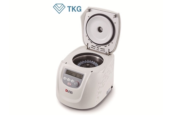 Máy ly tâm tốc độ cao Dlab D3024 (15000rpm; 24×1.5/2ml)