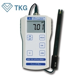 Máy đo pH/nhiệt độ điện tử MILWAUKEE MW 102 (-2.00 - 16.00 pH)