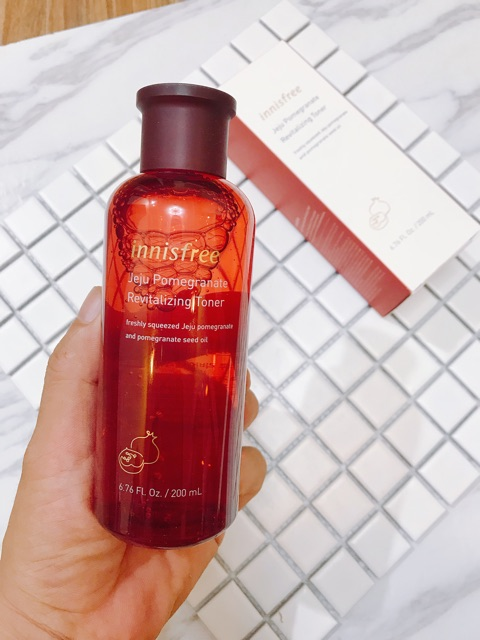 innisfree jeju pomegranate revitalizing toner