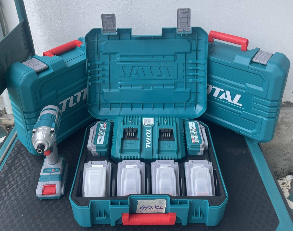 Hộp đựng đồ nghề 15inch Total TOSLI230701-SP-PLASTICBOX