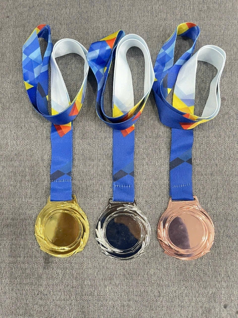 Huy Chương 7 Màu ( Dây Trắng Xanh )