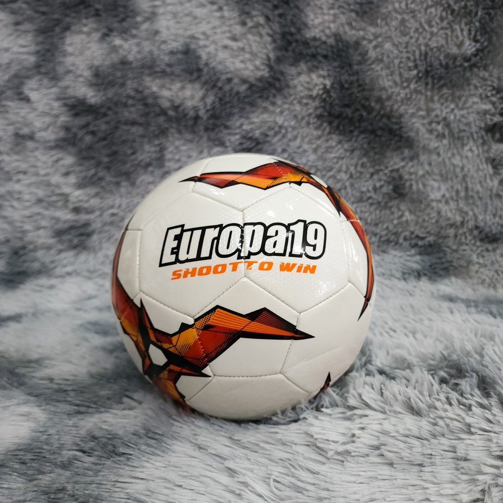 Bóng đá Akpro Europa 19