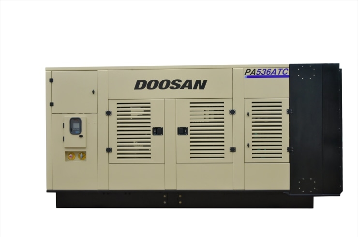 Máy nén khí di động Doosan cao áp 25bar động cơ CUMMIN