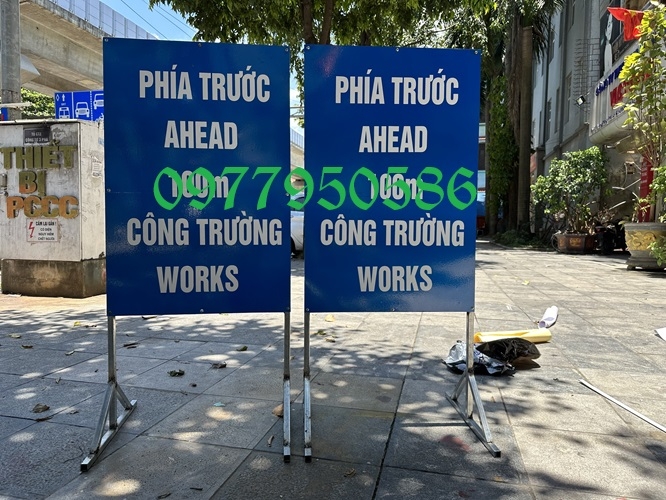 Biển báo công trường đang thi công | Không đi lối này.