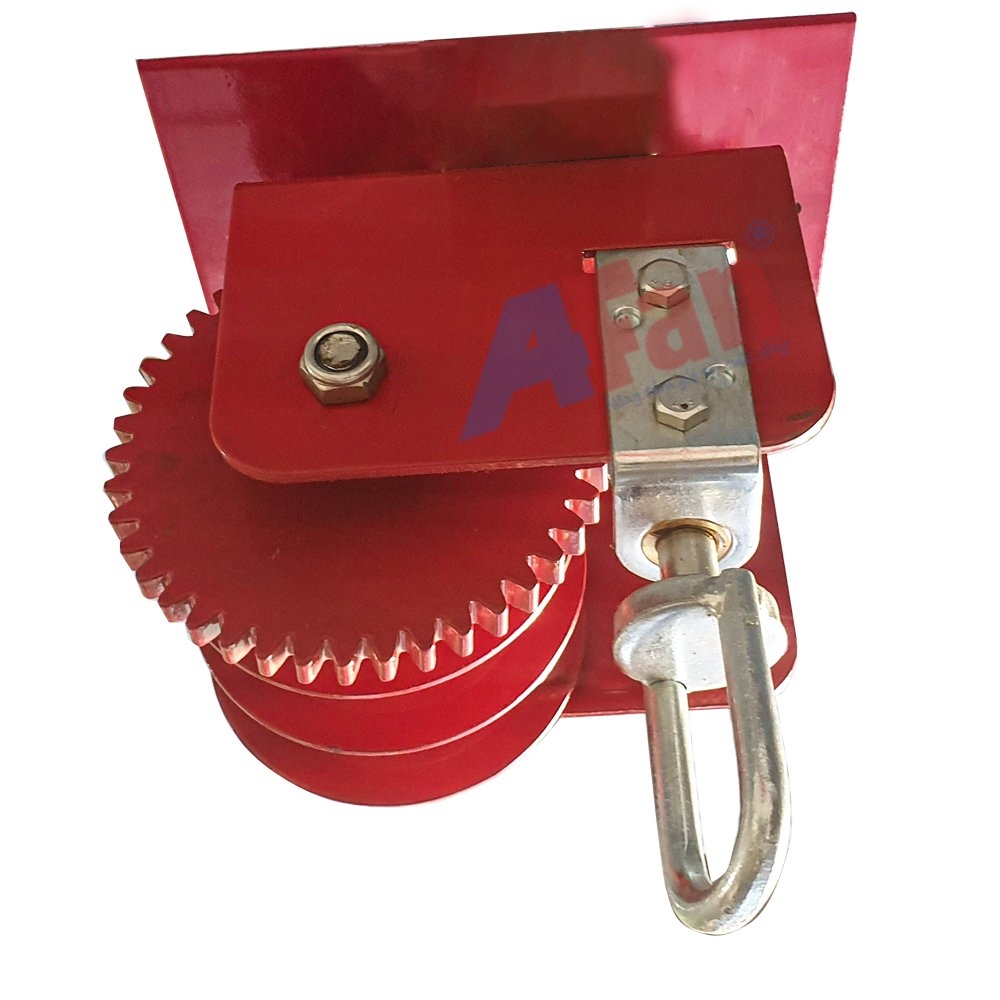 Tời quay 1500LB + pass