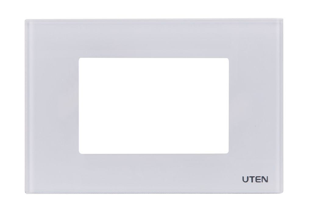 Mặt kính 3 thiết bị màu trắng Uten Q120E-PM3