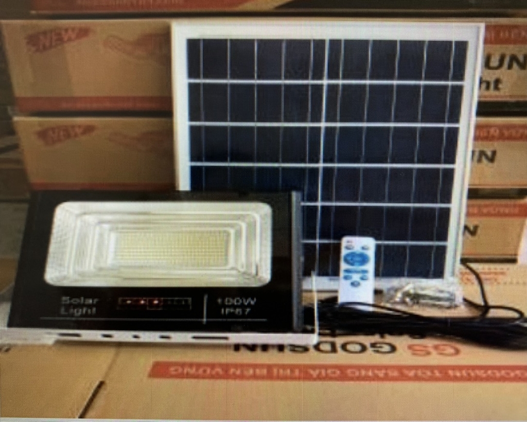 Đèn pha NLMT loại A 200W Godsun