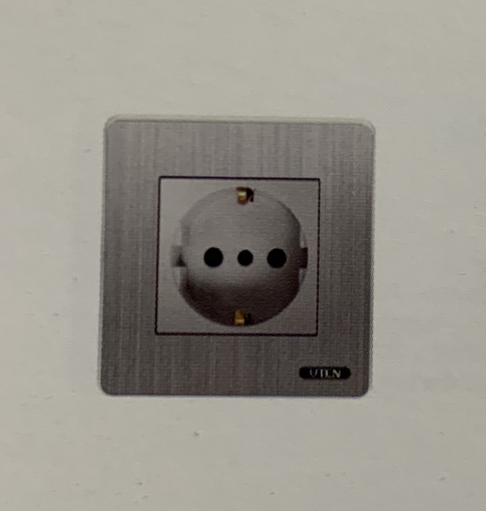 Bộ ổ cắm Schuko S300 Uten (S300GZ/S)