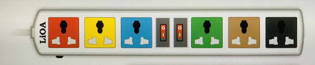 Ổ cắm Lioa kéo dài đa năng, nắp che an toàn tự động, 3m, ko tiếp địa (6D32WN)