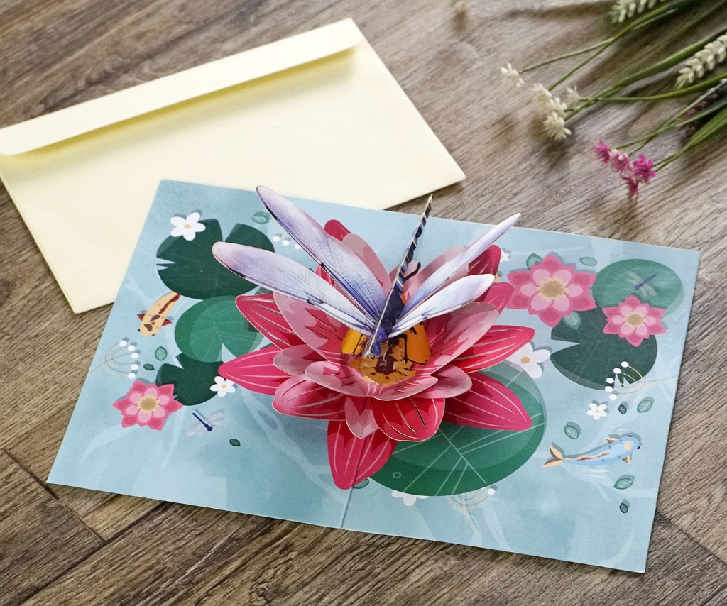 Thiệp 3D hoa sen và chuồn chuồn